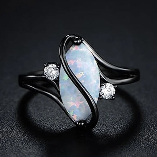 Bague rétro avec opale noire torsadée | Or