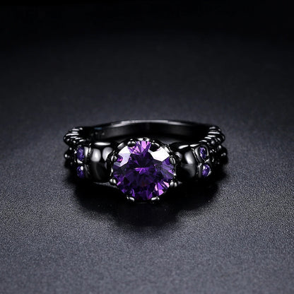 Bague ronde rétro noire avec pierre précieuse violette et design complexe | Or