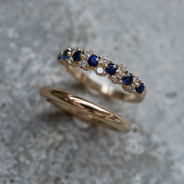Bagues élégantes à brillants bleus au style vintage | Or