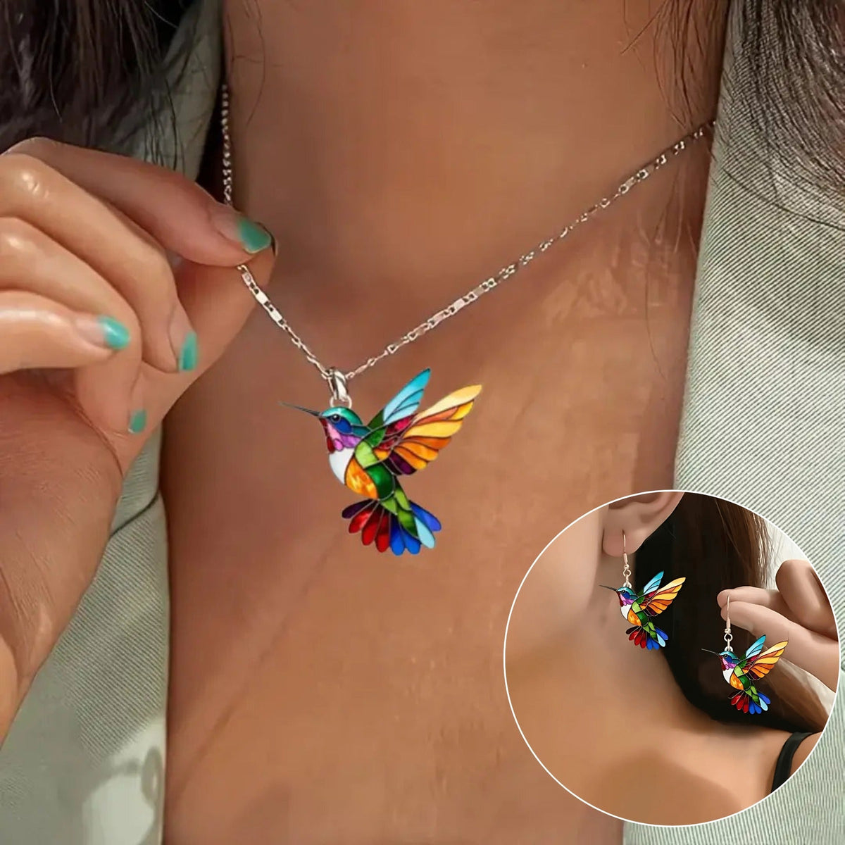 Beau collier avec hirondelle et boucles d'oreilles en cadeau, offre pour une durée limitée | Or