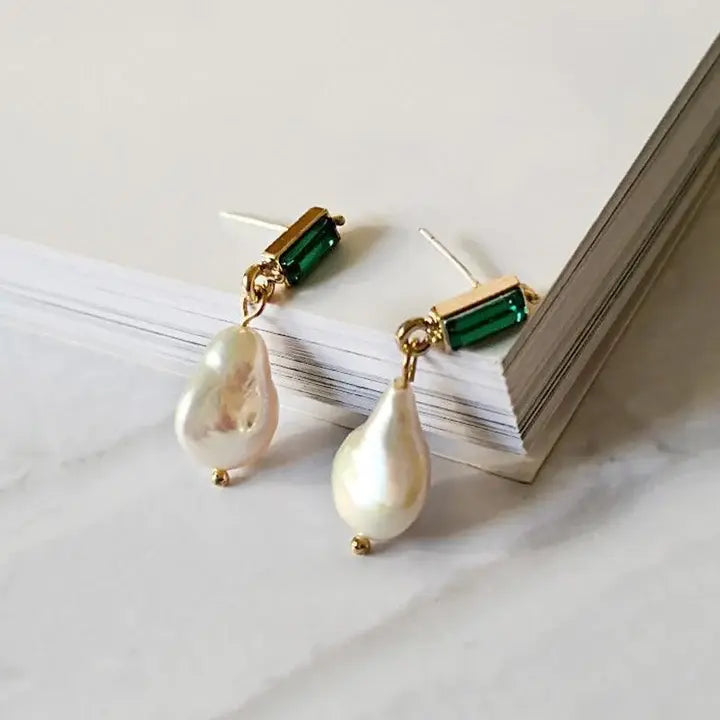 Boucles d'oreilles avec perles et émeraudes | Or
