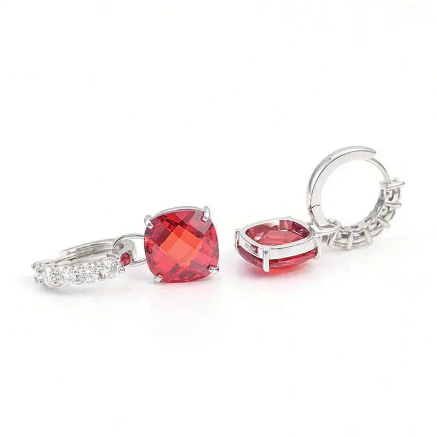 Boucles d'oreilles avec rubis et diamant | Or