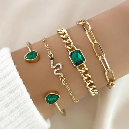 Bracelet avec des cristaux verts | Or