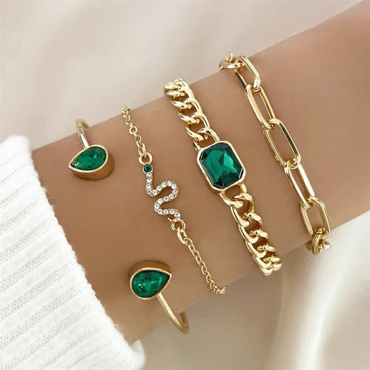 Bracelet avec des cristaux verts | Or
