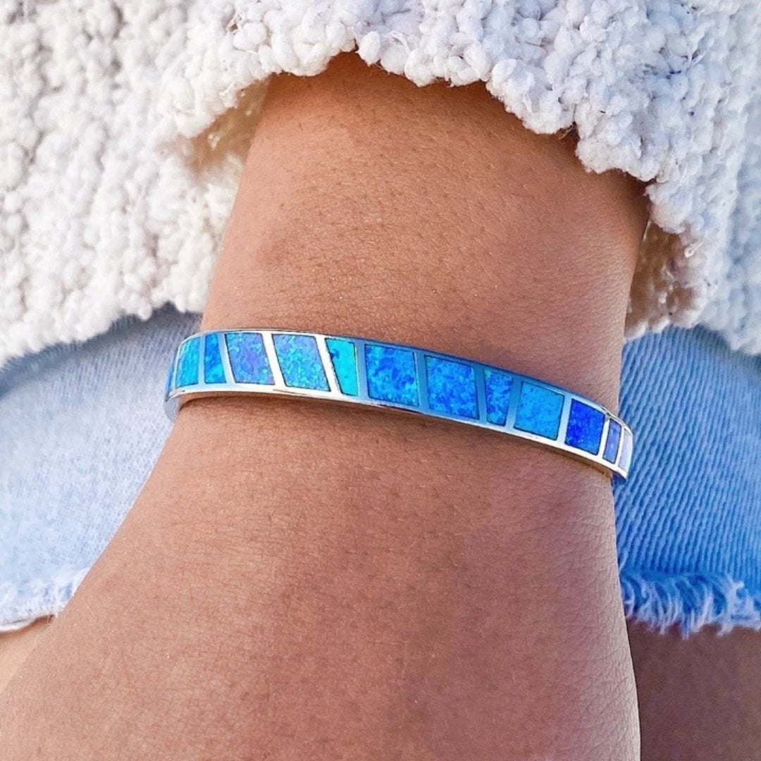 Bracelet en opale bleue | Or blanc