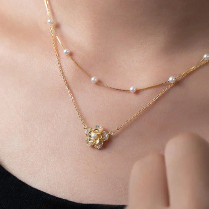 Collier de fleurs avec perles doubles | Or
