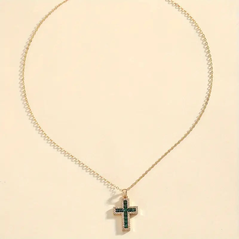 Collier avec croix en émeraude | Or