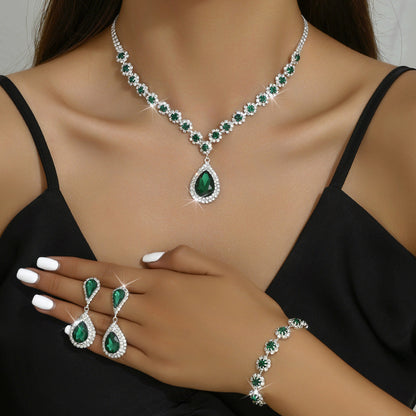 Ensemble complet de trois bijoux pour mariées | Or